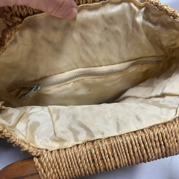 Vintage Macrame Wooden Rectangle Handle Purse 1970s 1980s Boho - Picture 3 of 11